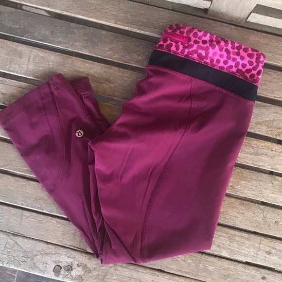 lululemon athletica Pants - Lululemon Crop Yoga Leggings Pants Sz 8